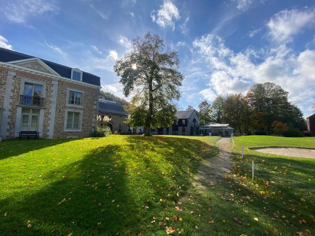 لييج La Chambre Et Le Studio Du Chateau Du Golf De Bernalmont المظهر الخارجي الصورة