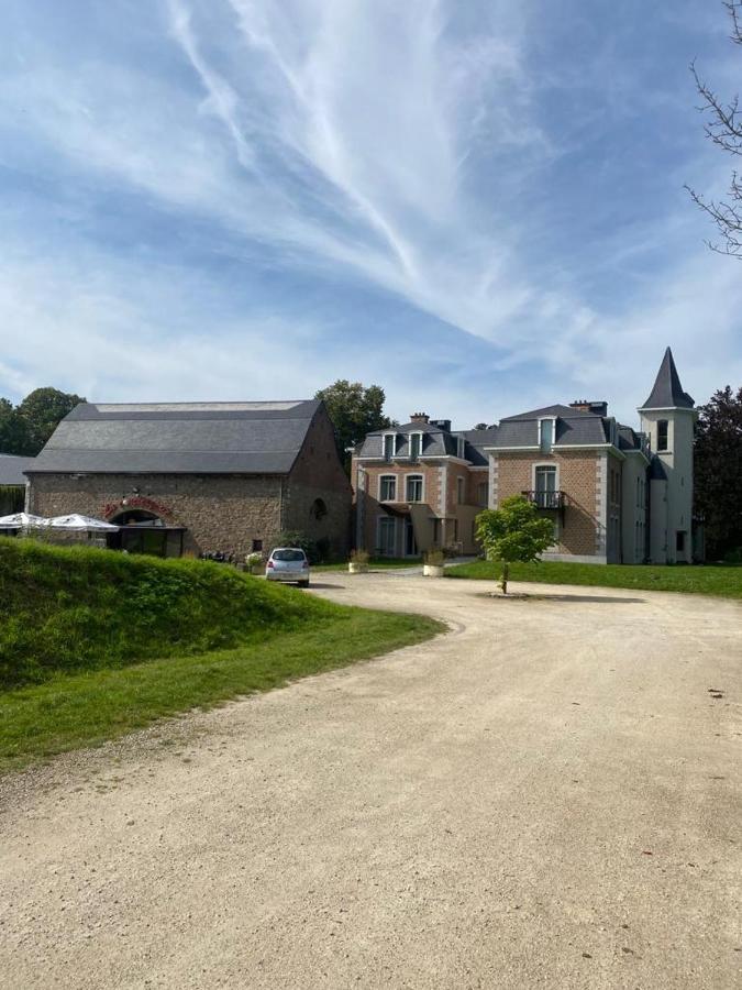 لييج La Chambre Et Le Studio Du Chateau Du Golf De Bernalmont المظهر الخارجي الصورة