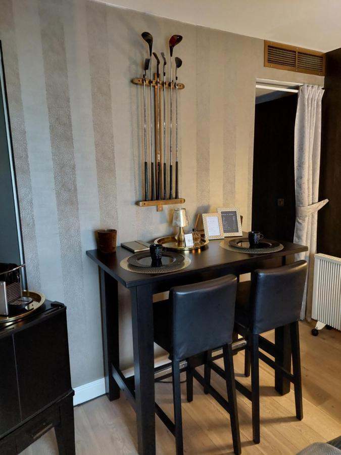 لييج La Chambre Et Le Studio Du Chateau Du Golf De Bernalmont المظهر الخارجي الصورة