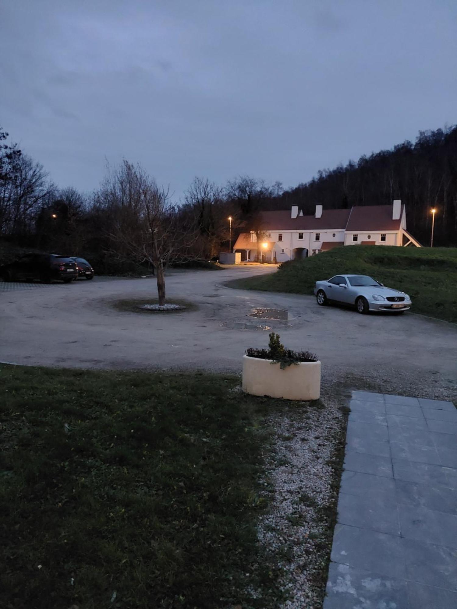 لييج La Chambre Et Le Studio Du Chateau Du Golf De Bernalmont المظهر الخارجي الصورة